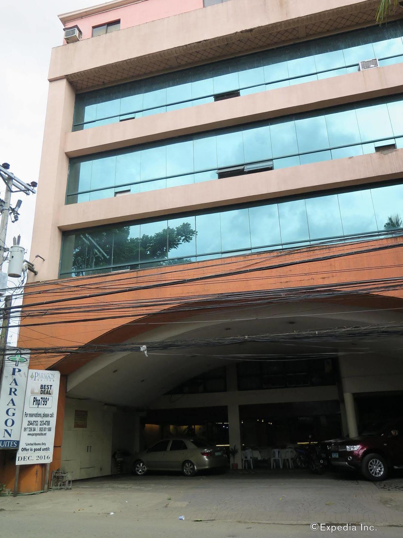 Paragon Suites Cebu Exterior foto